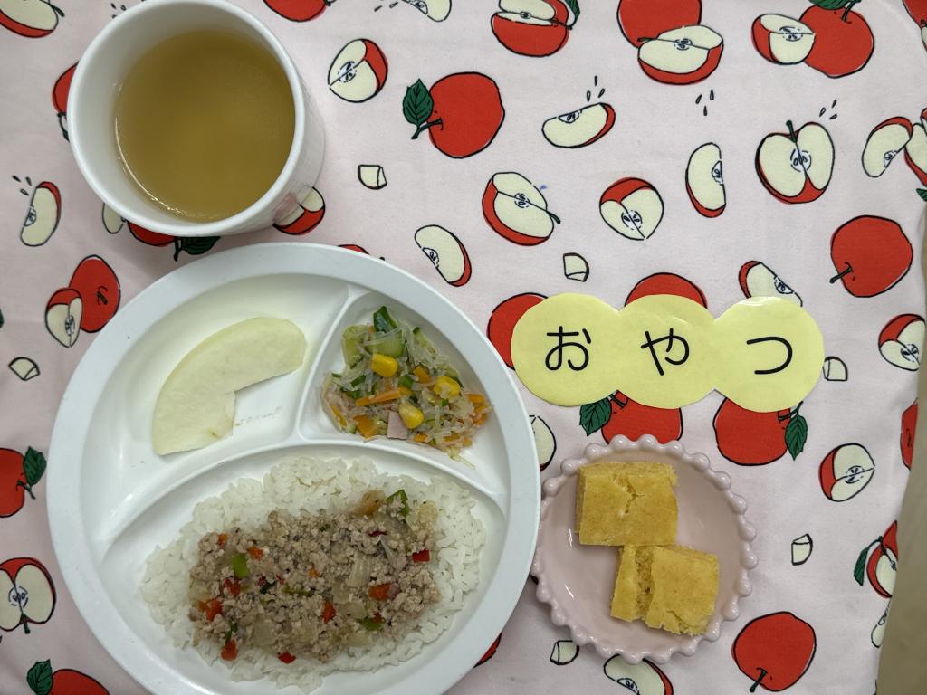 給食