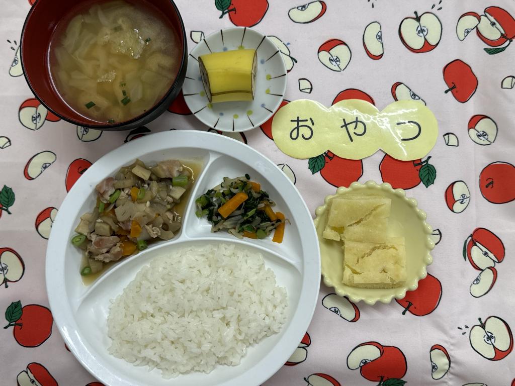 給食