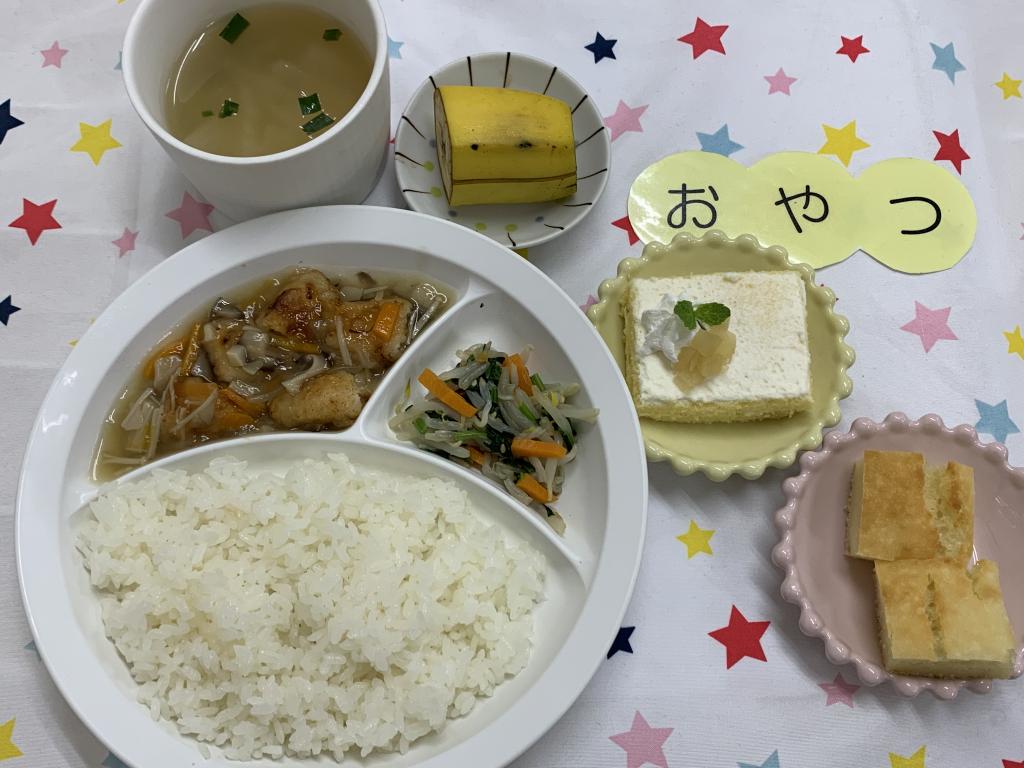 給食