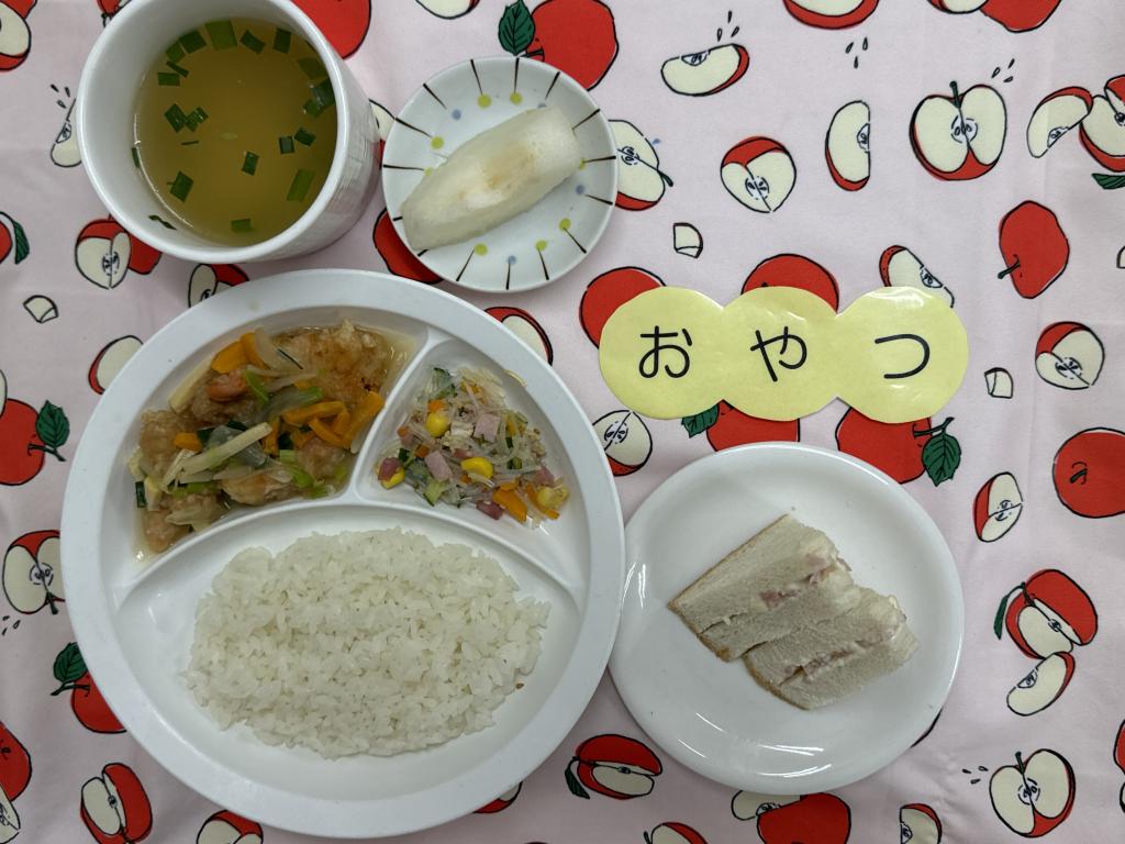 給食