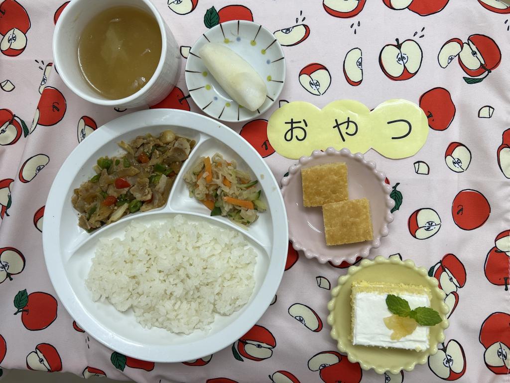 給食