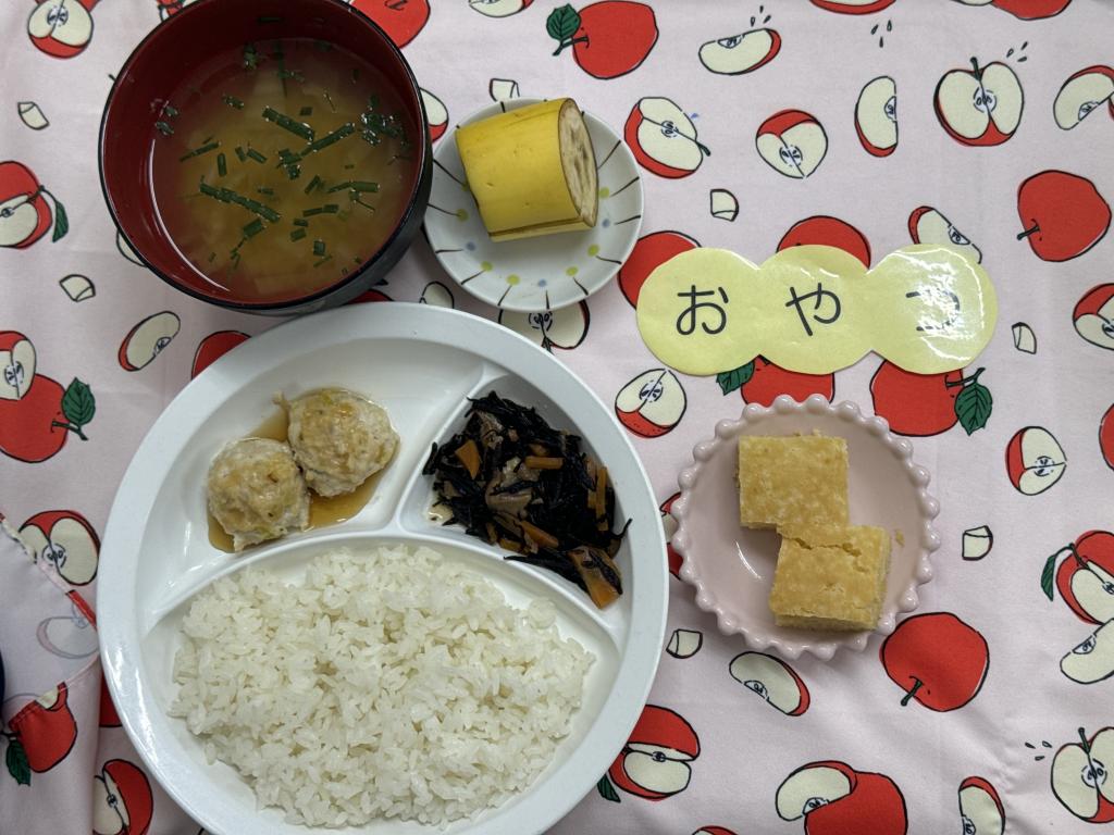 給食