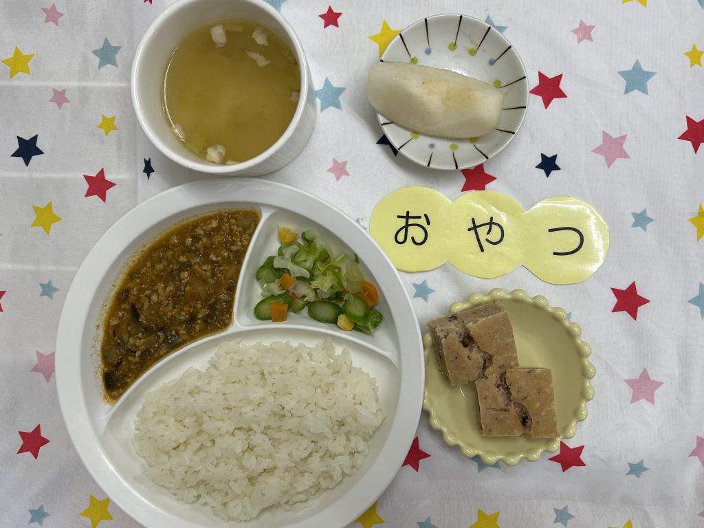 給食