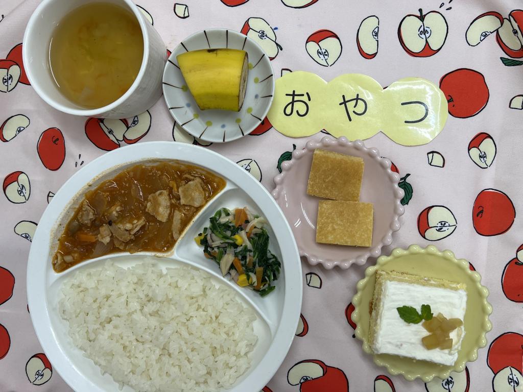 給食