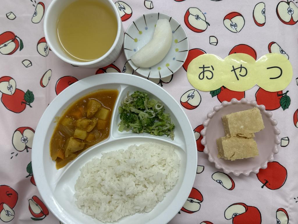 給食