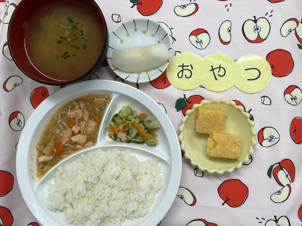 給食