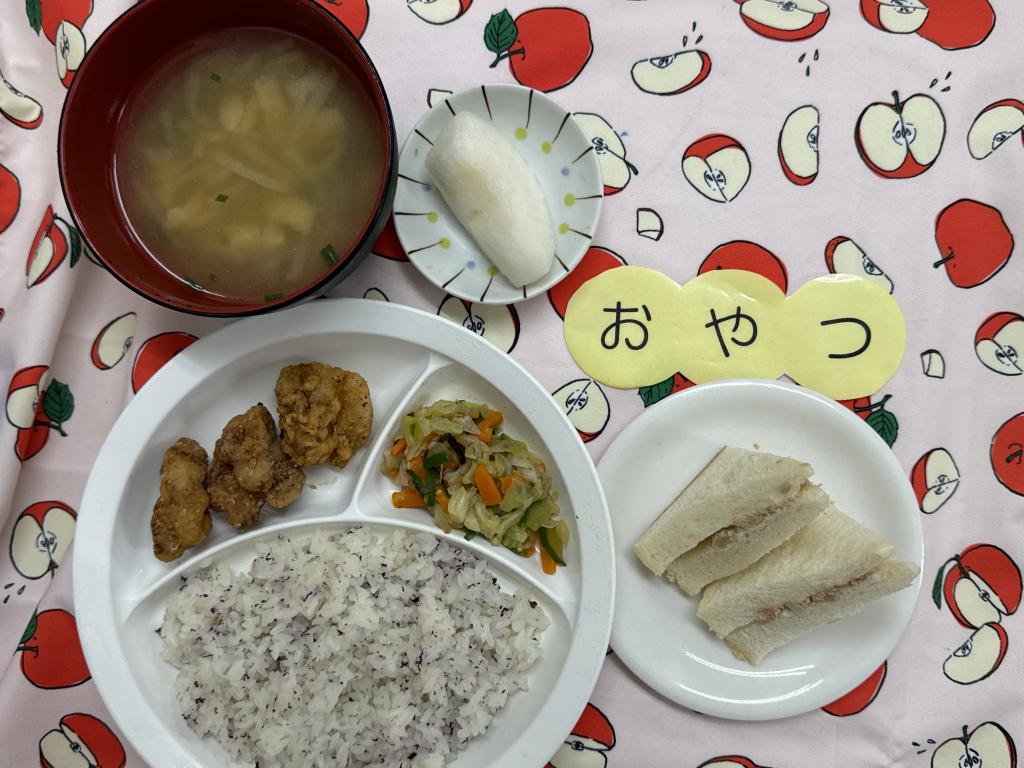 給食