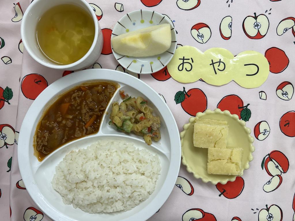 給食