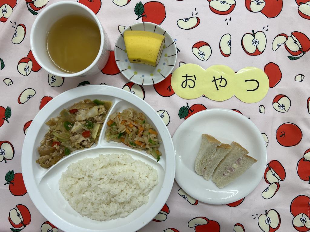 給食