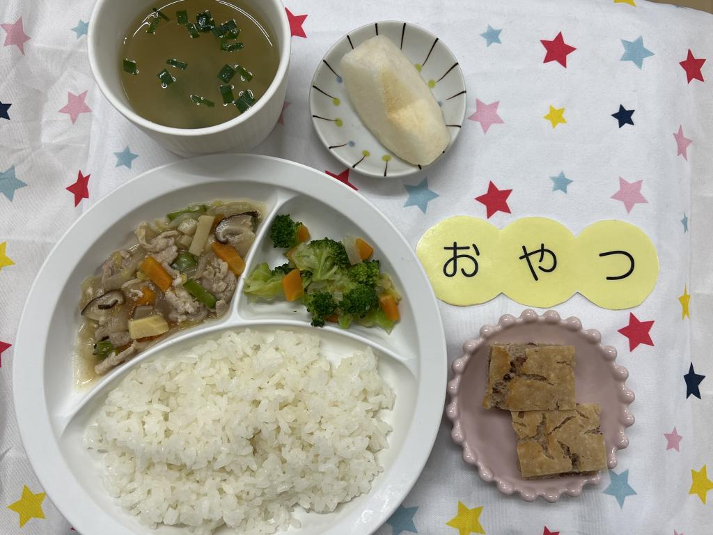 給食