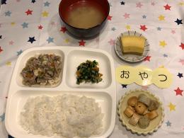 給食