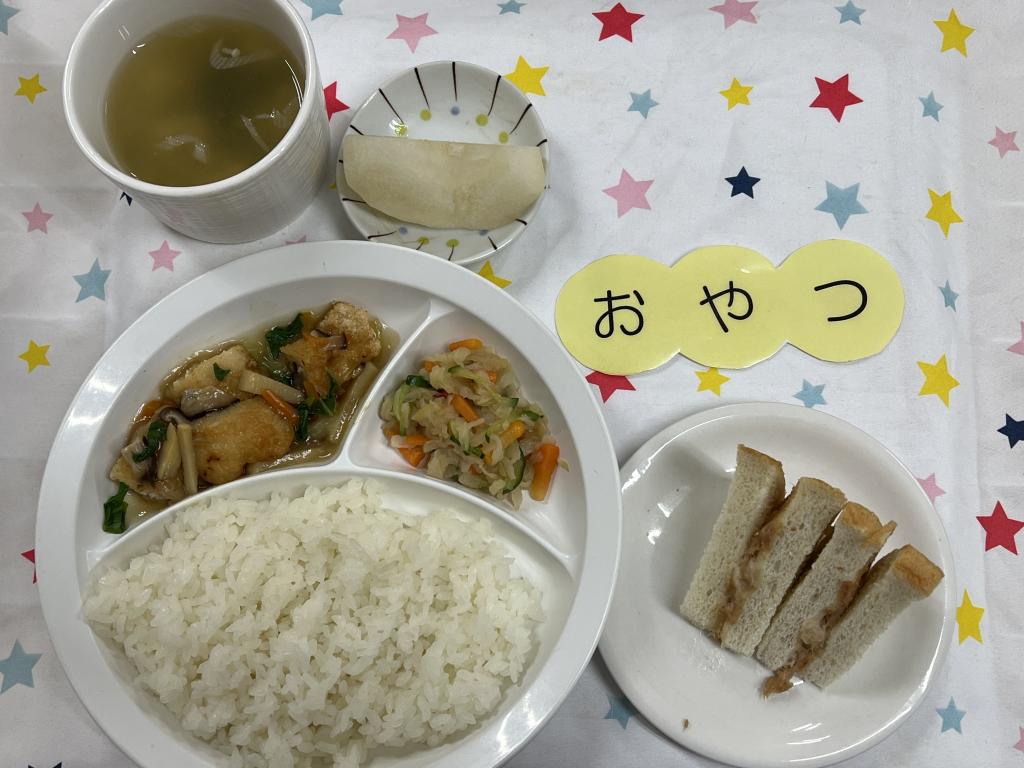 給食