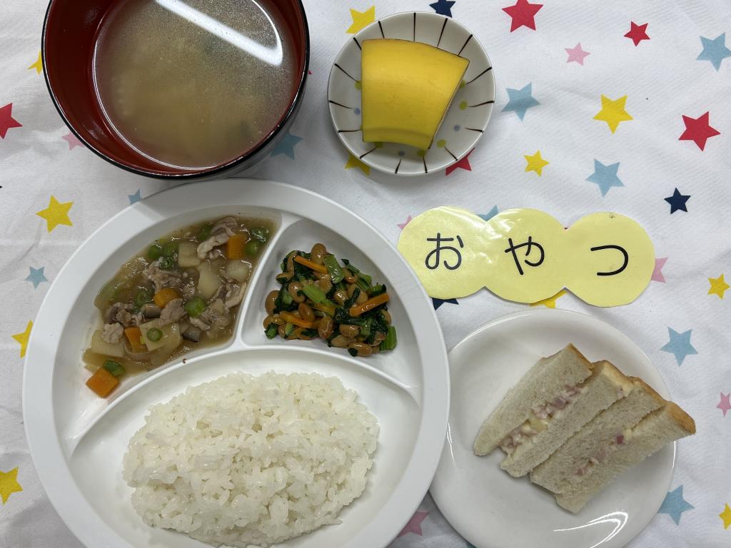 給食