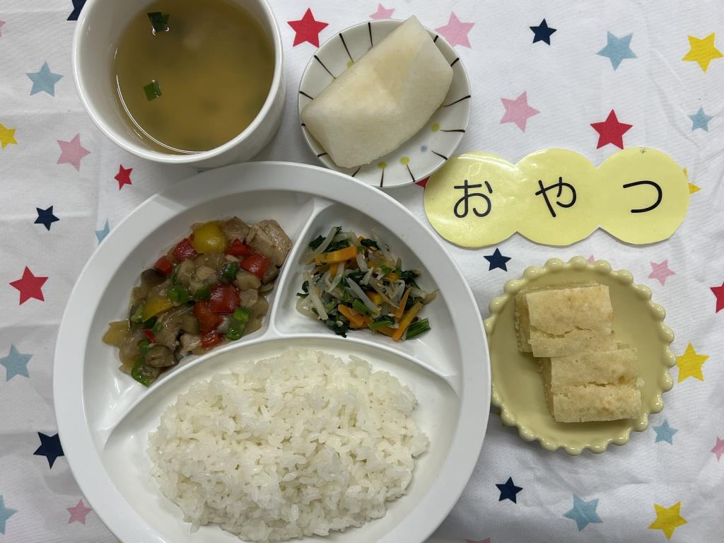 給食