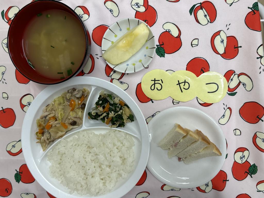 給食