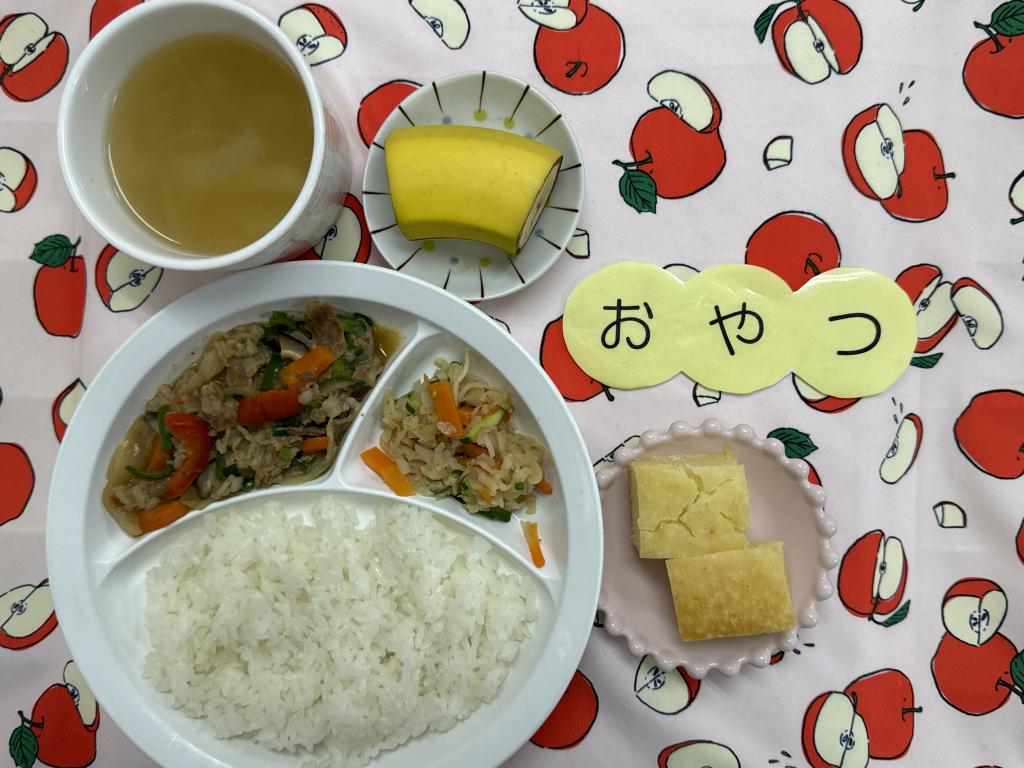 給食