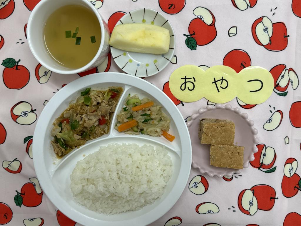 給食