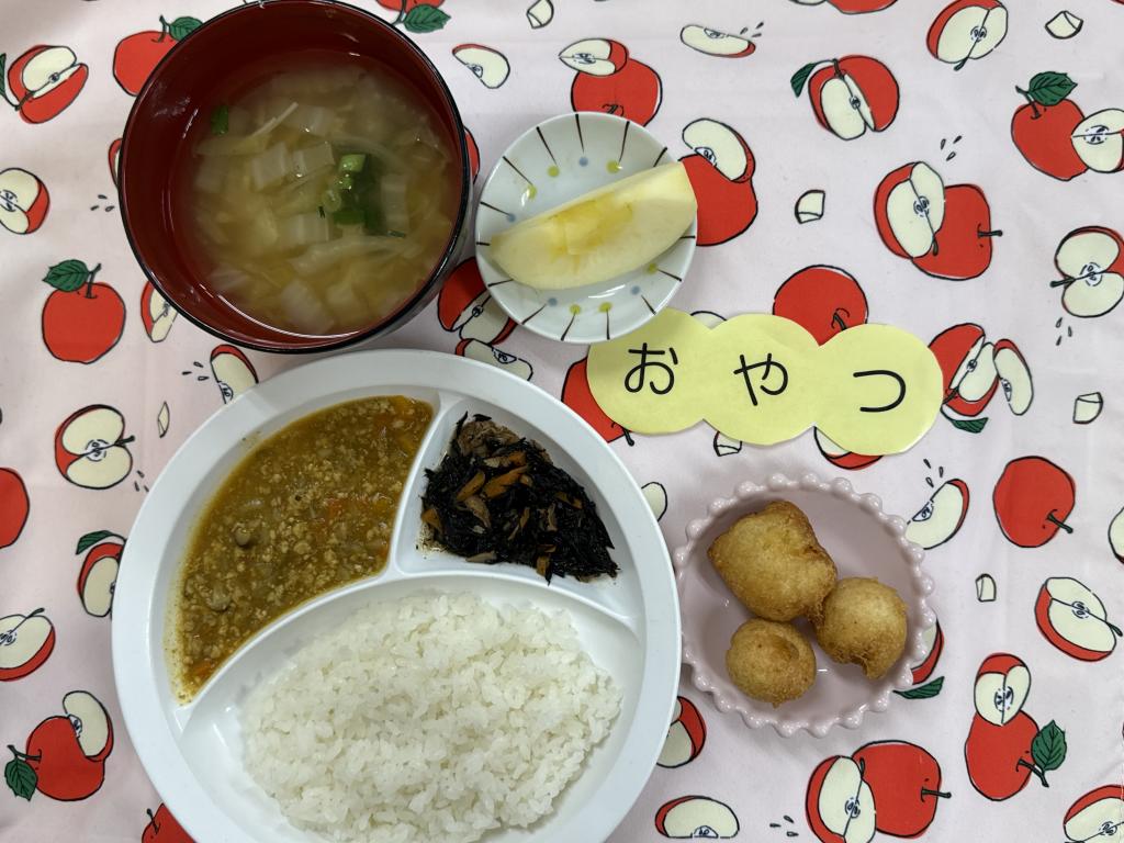 給食