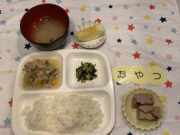 給食