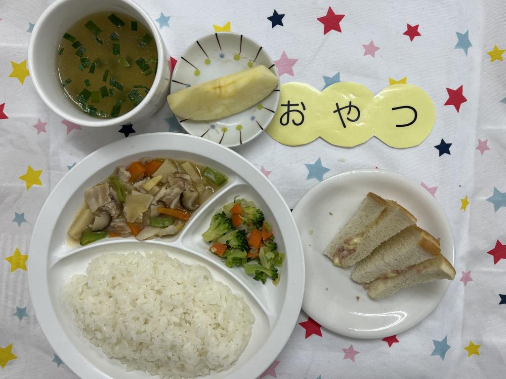 給食