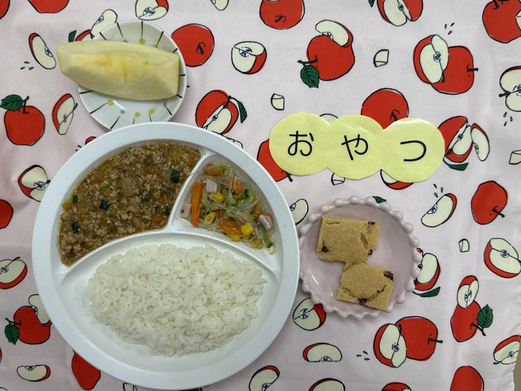 給食