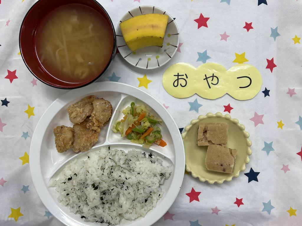 給食